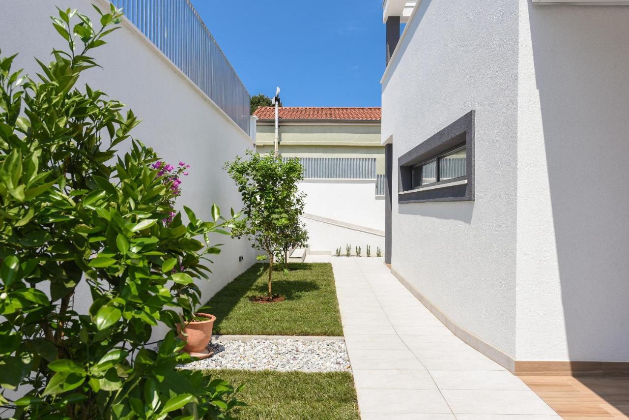 Pjaula Villa *